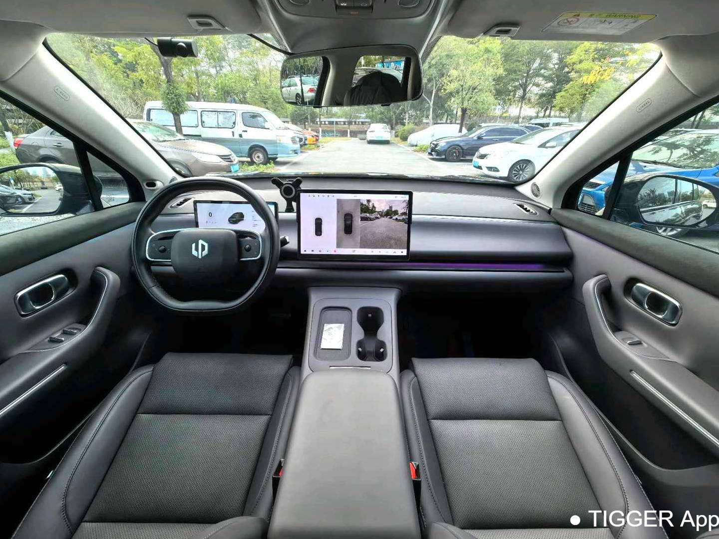 LEAP 2024 C16 520 Premium Edition Automatic Transmission