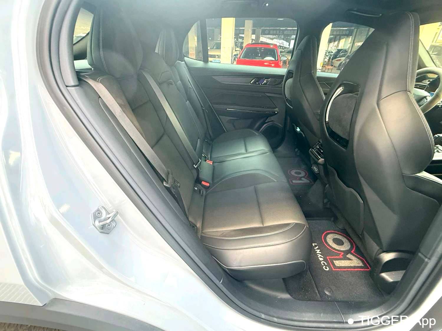 used LYNK&CO 2022 LYNK&CO 01 EM-F 1.5TD Dawn Automatic Transmission