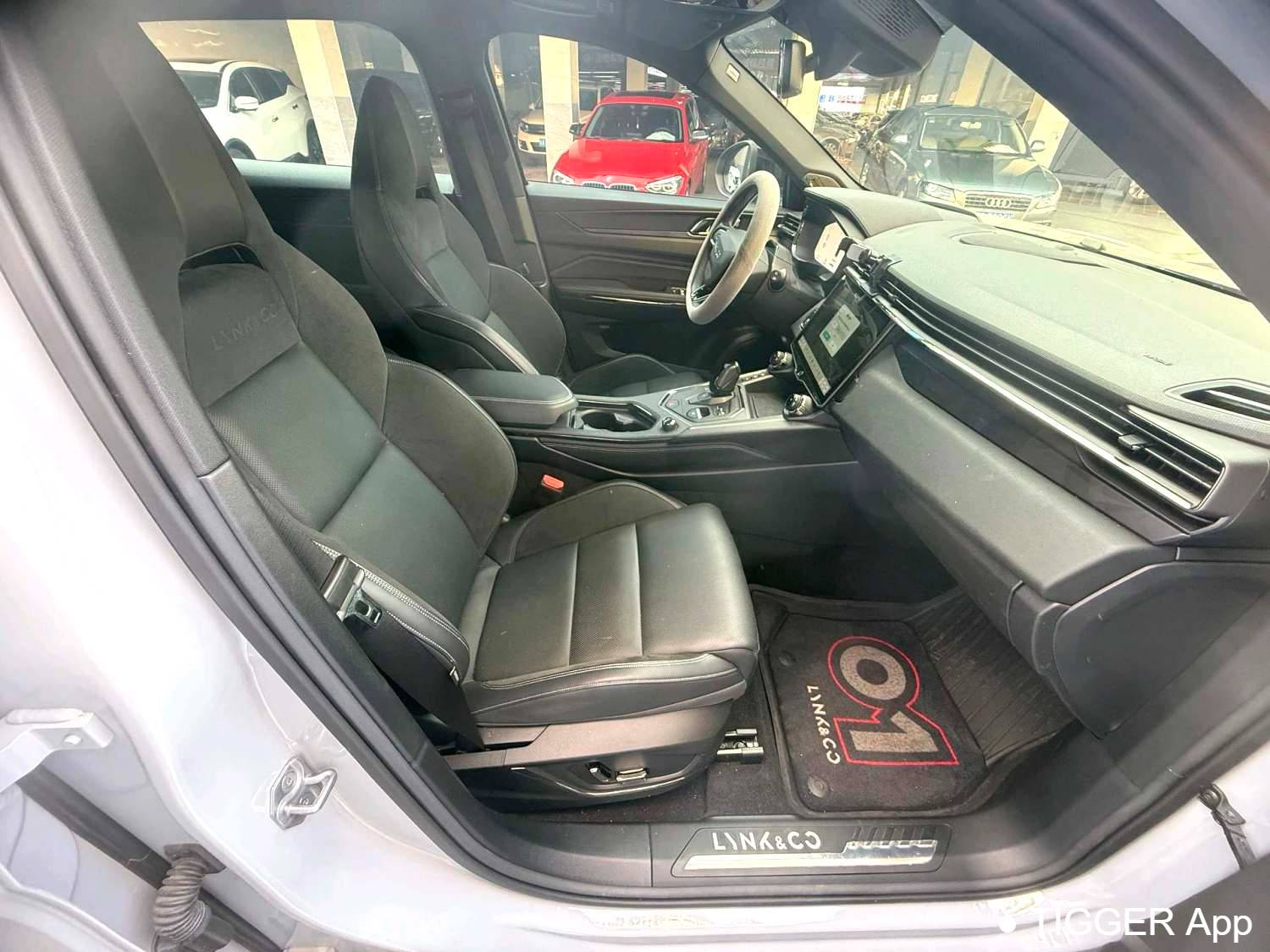 used LYNK&CO 2022 LYNK&CO 01 EM-F 1.5TD Dawn Automatic Transmission