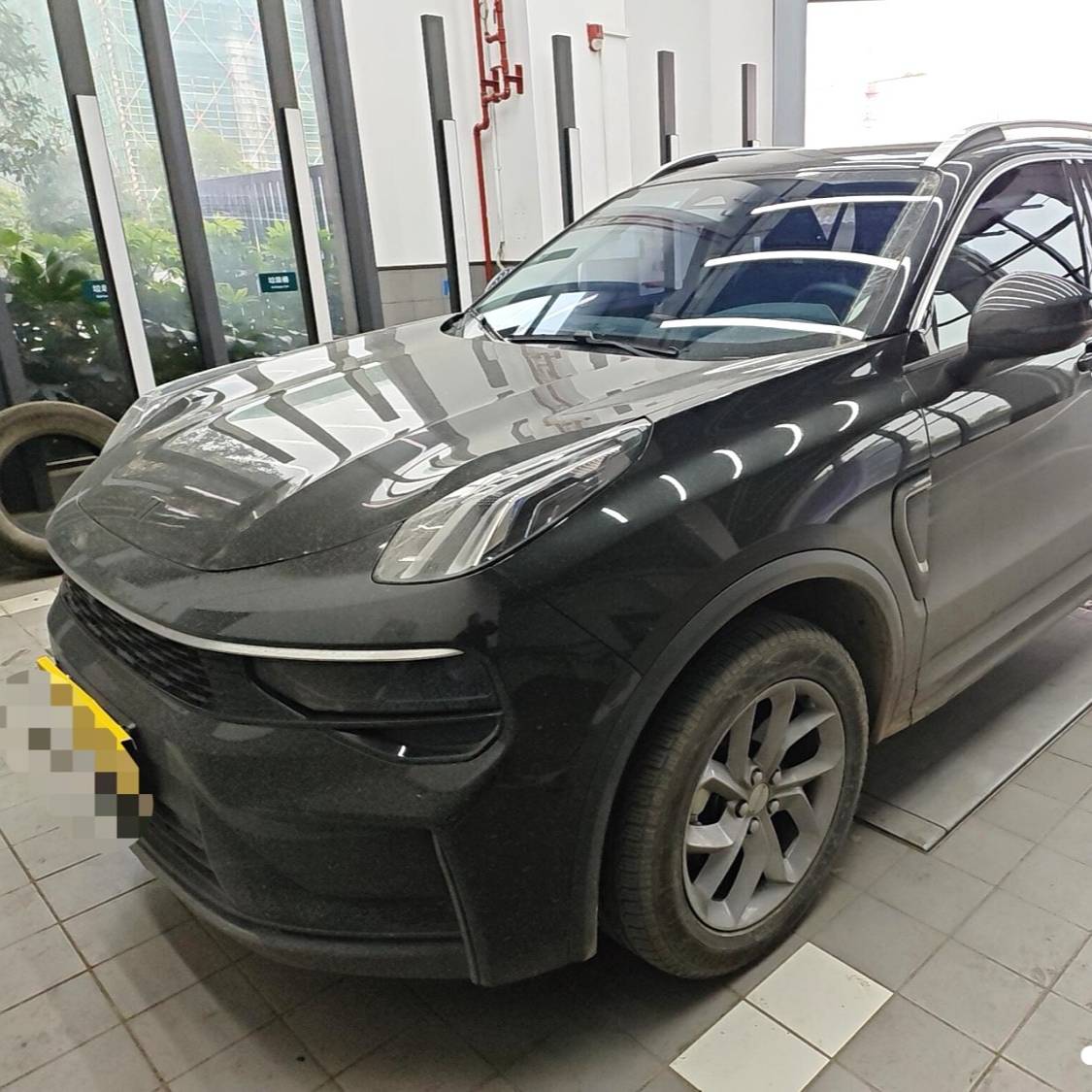 LYNK&CO 2024 LYNK&CO 01 2.0TD 2WD Global Automatic Transmission سيارة مستعملة