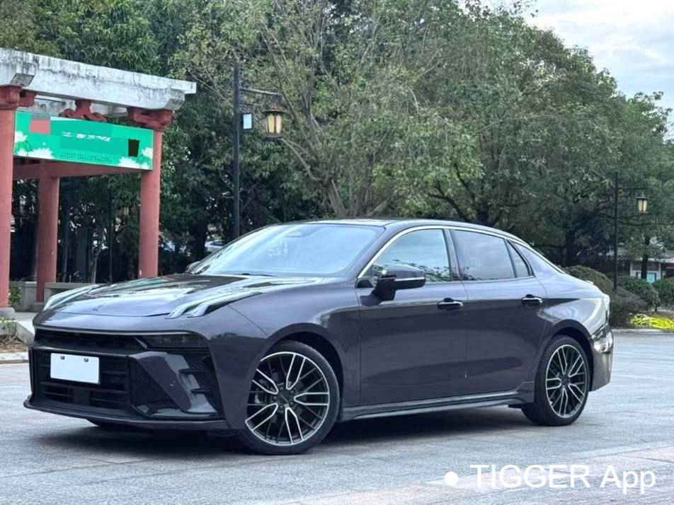 LYNK&CO 2025 LYNK&CO 03 2.0TD Champion Pro Automatic Transmission