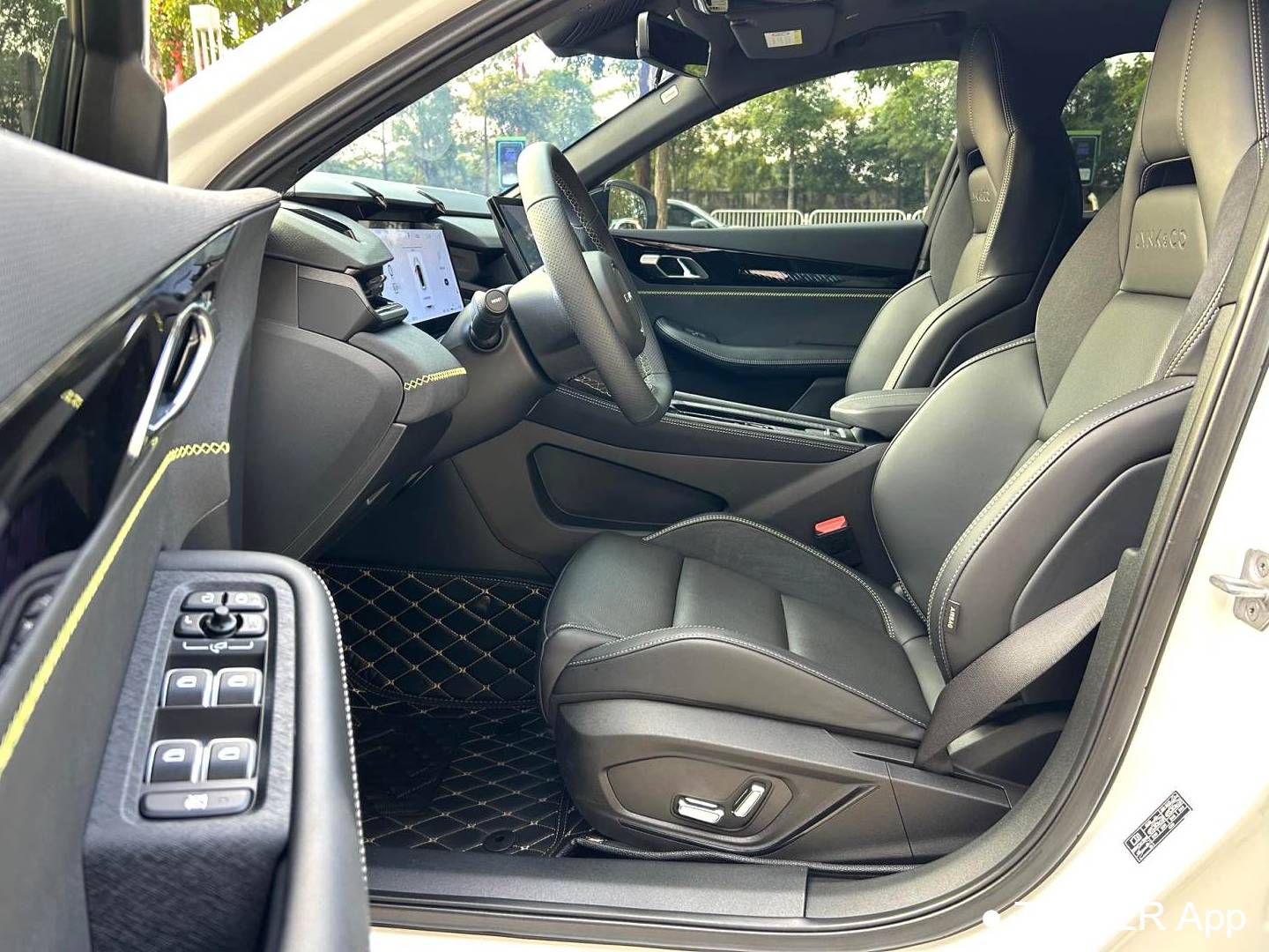 LYNK&CO 2023 LYNK&CO 03 EM-F 1.5T PM Automatic Transmission