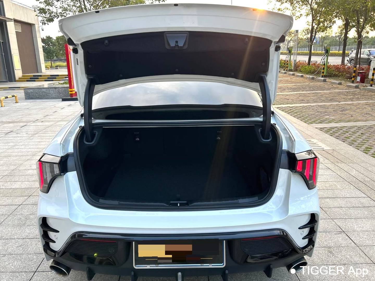 LYNK&CO 2023 LYNK&CO 03 EM-F 1.5T PM Automatic Transmission