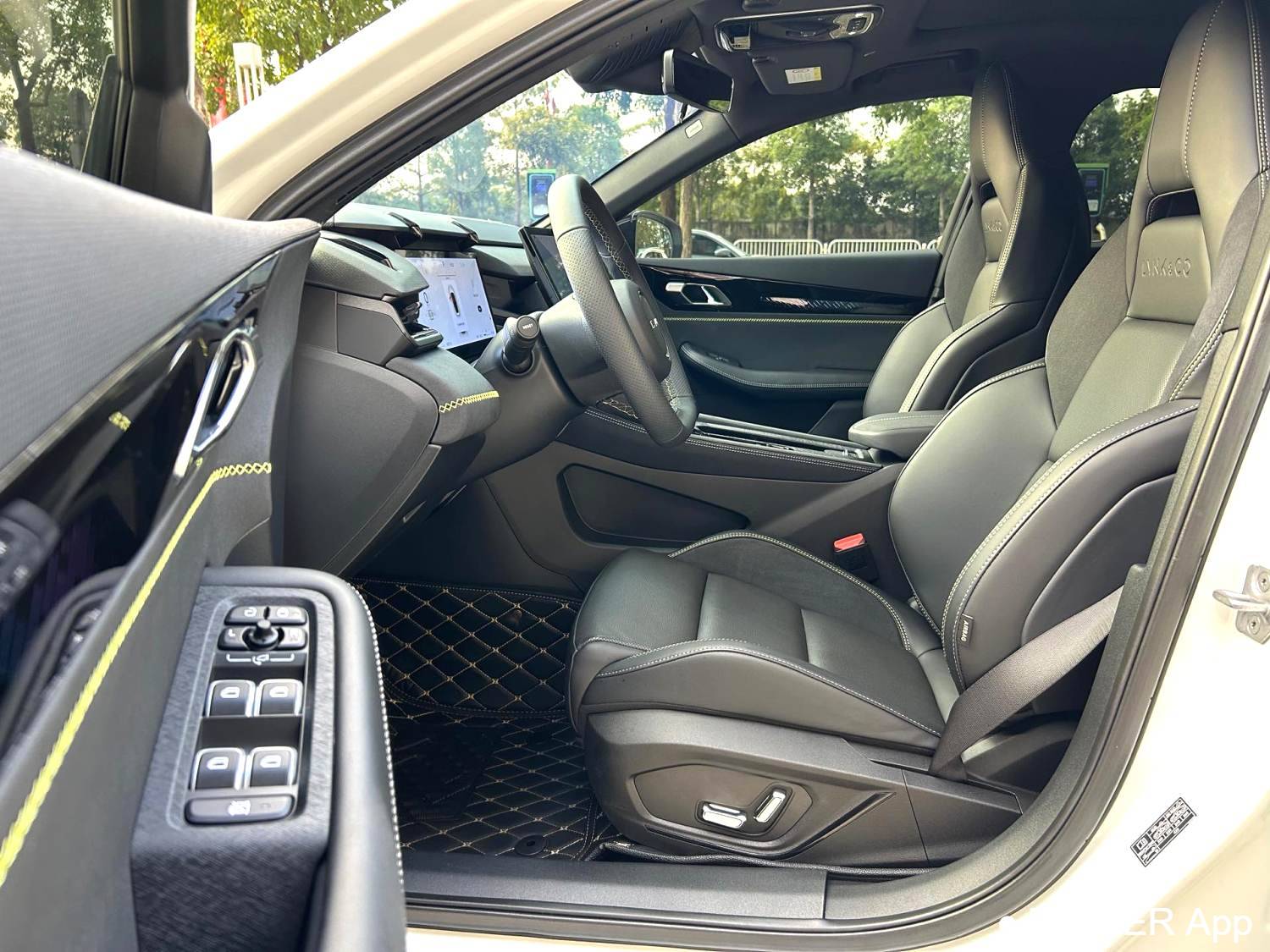 LYNK&CO 2023 LYNK&CO 03 EM-F 1.5T PM Automatic Transmission