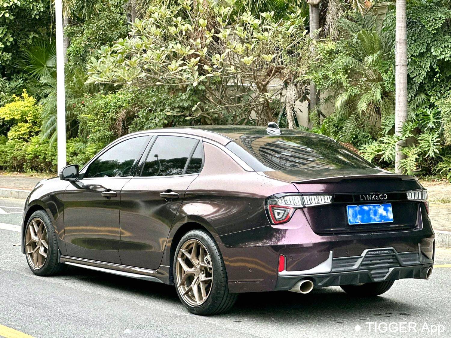 LYNK&CO 2022 LYNK&CO 03 2.0TD Power Pro Automatic Transmission