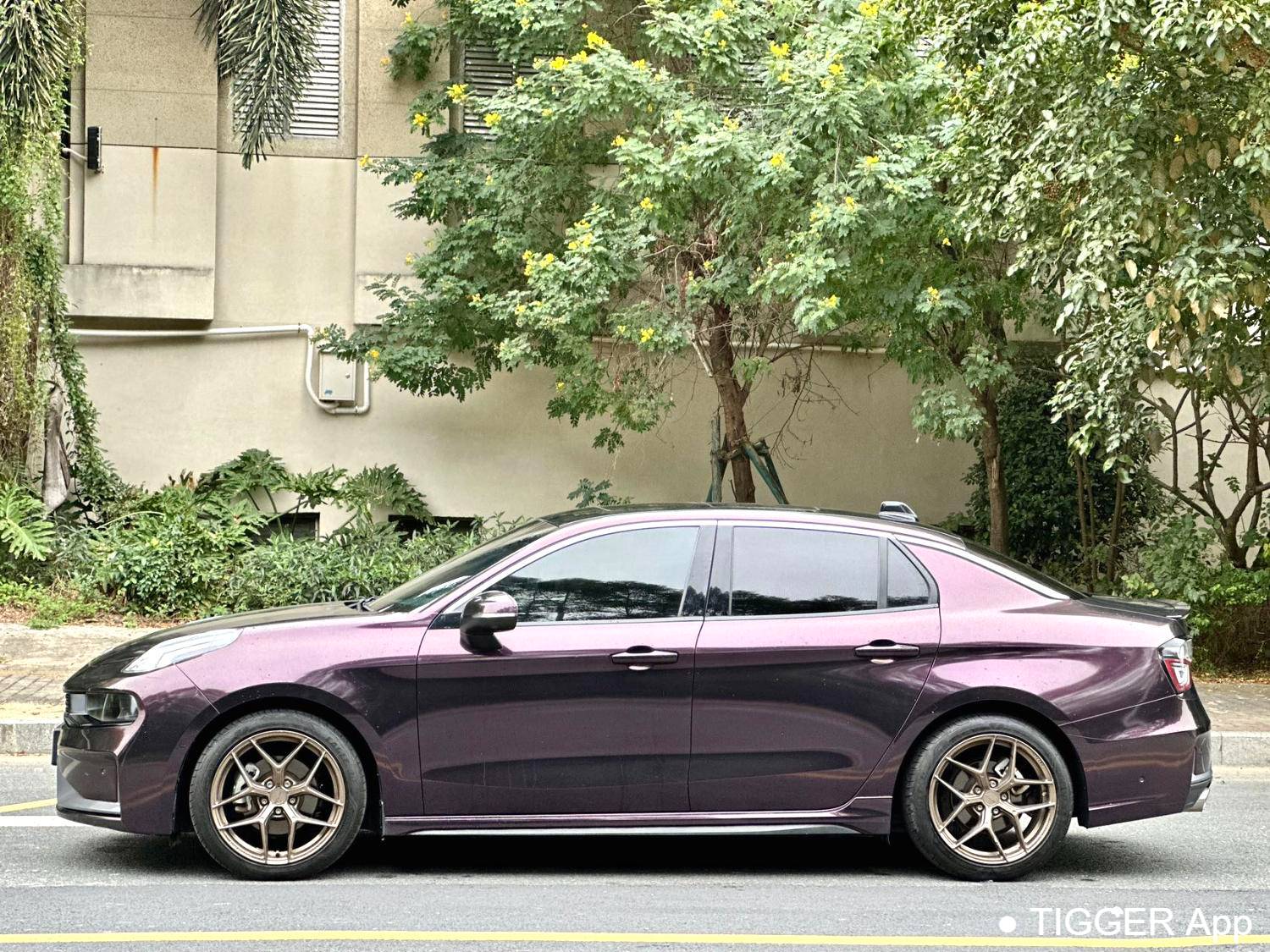 LYNK&CO 2022 LYNK&CO 03 2.0TD Power Pro Automatic Transmission