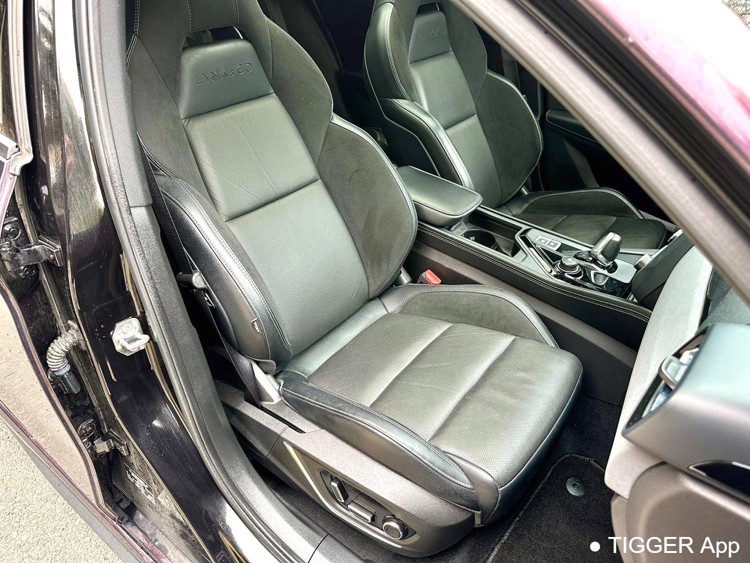 LYNK&CO 2022 LYNK&CO 03 2.0TD Power Pro Automatic Transmission