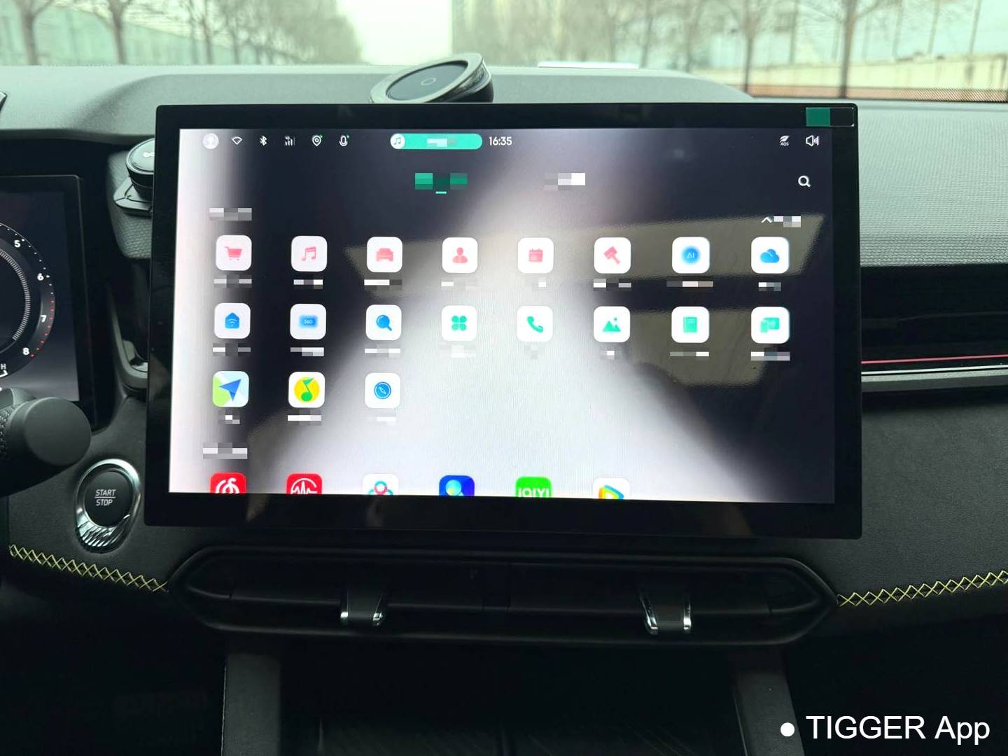 LYNK&CO 2023 LYNK&CO 03 1.5TD Power Pro Automatic Transmission