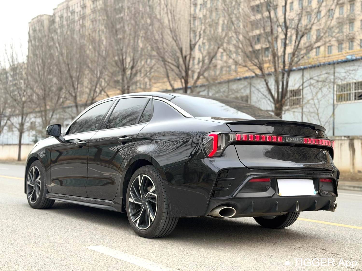 LYNK&CO 2023 LYNK&CO 03 1.5TD Power Pro Automatic Transmission