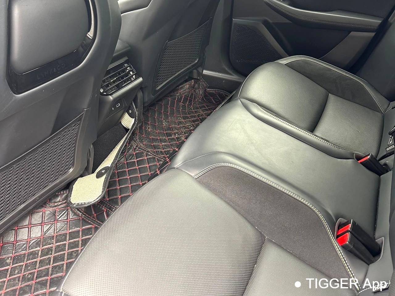 LYNK&CO 2023 LYNK&CO 03 1.5TD Power Pro Automatic Transmission