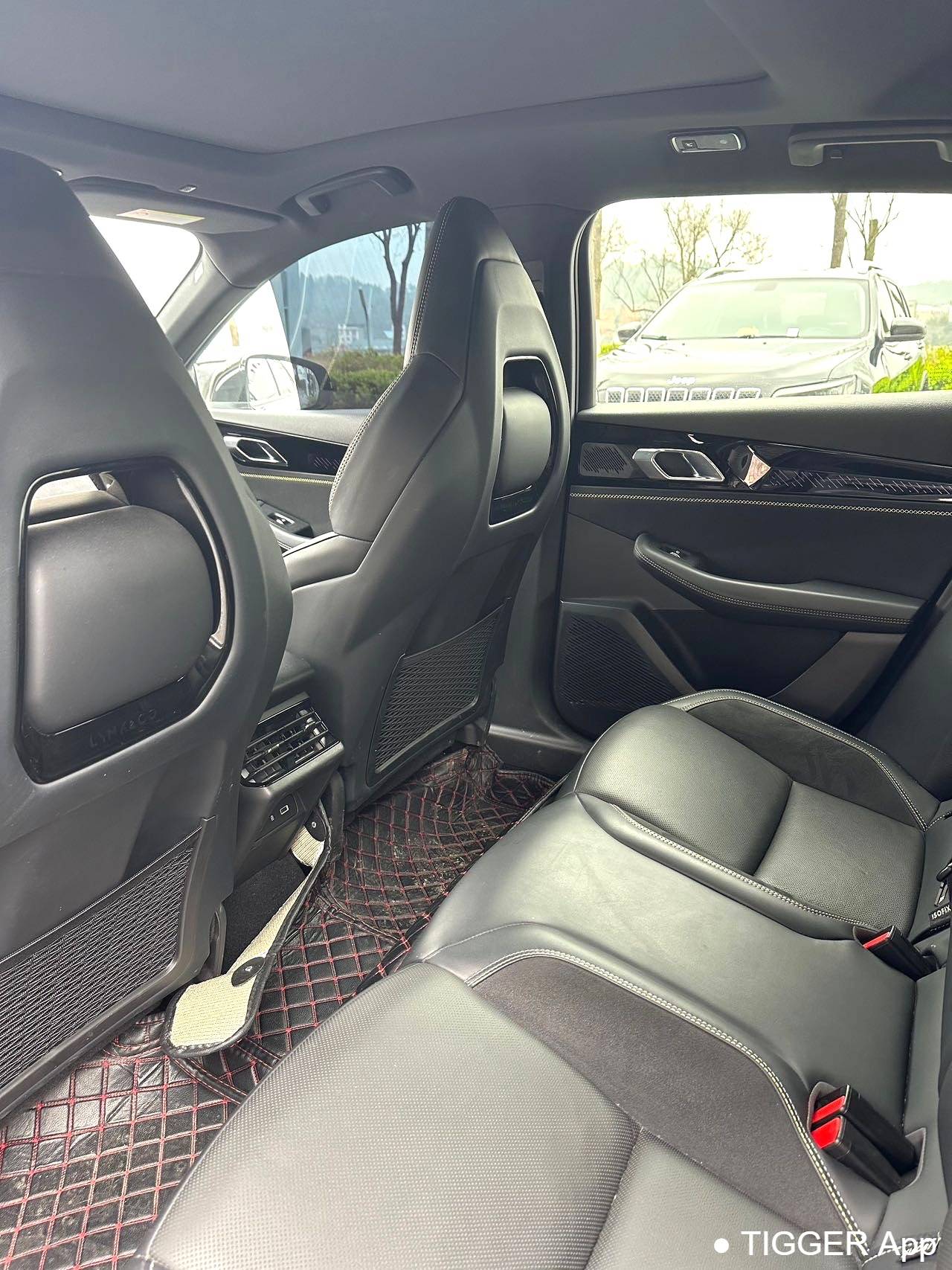 LYNK&CO 2023 LYNK&CO 03 1.5TD Power Pro Automatic Transmission