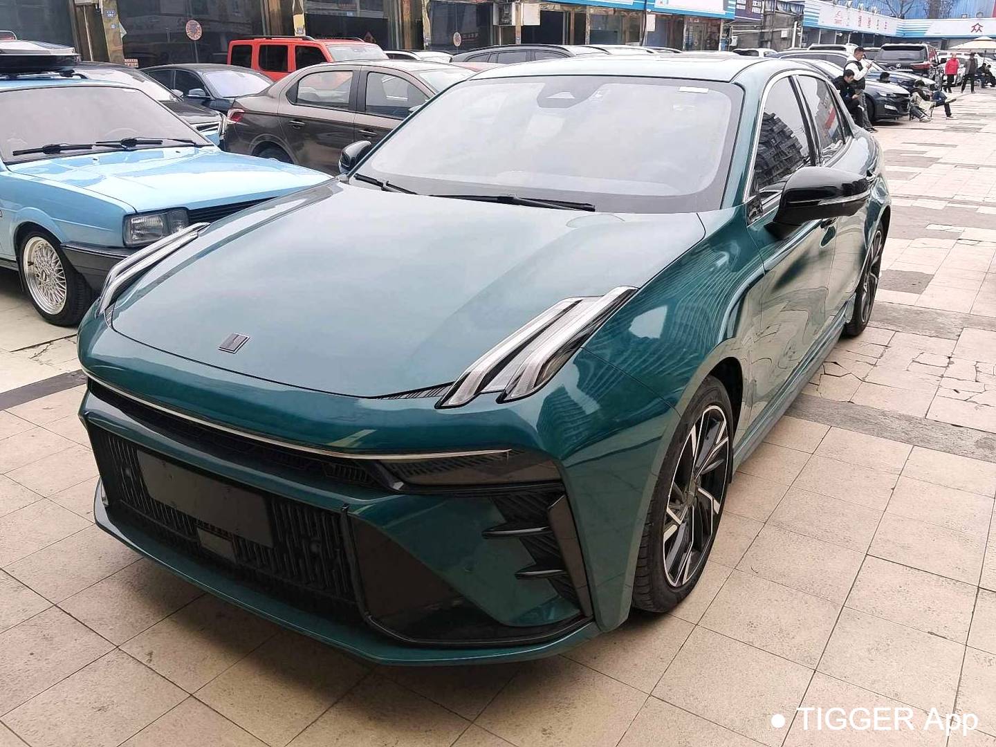 LYNK&CO 2023 LYNK&CO 03 1.5TD Power Pro Automatic Transmission