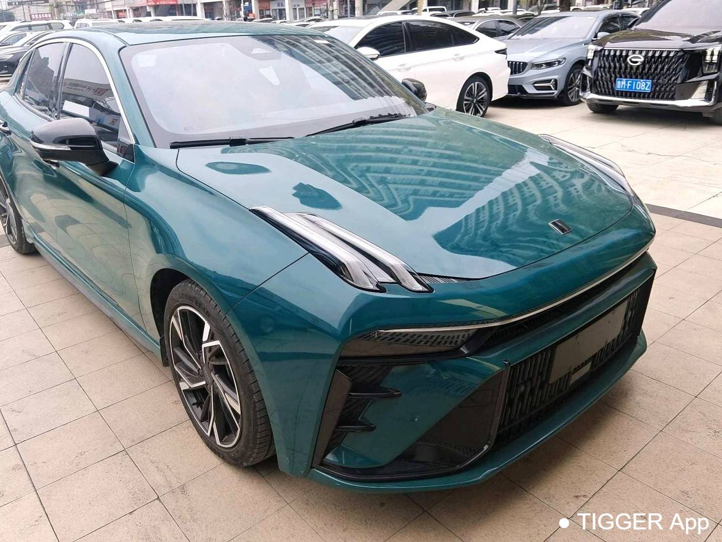 LYNK&CO 2023 LYNK&CO 03 1.5TD Power Pro Automatic Transmission