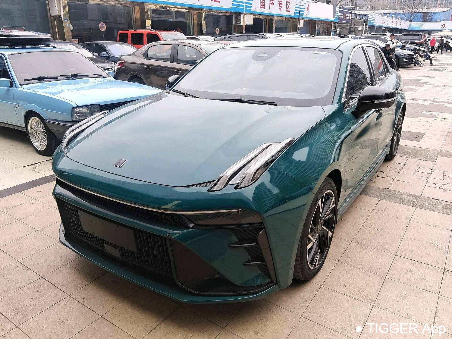 LYNK&CO 2023 LYNK&CO 03 1.5TD Power Pro Automatic Transmission