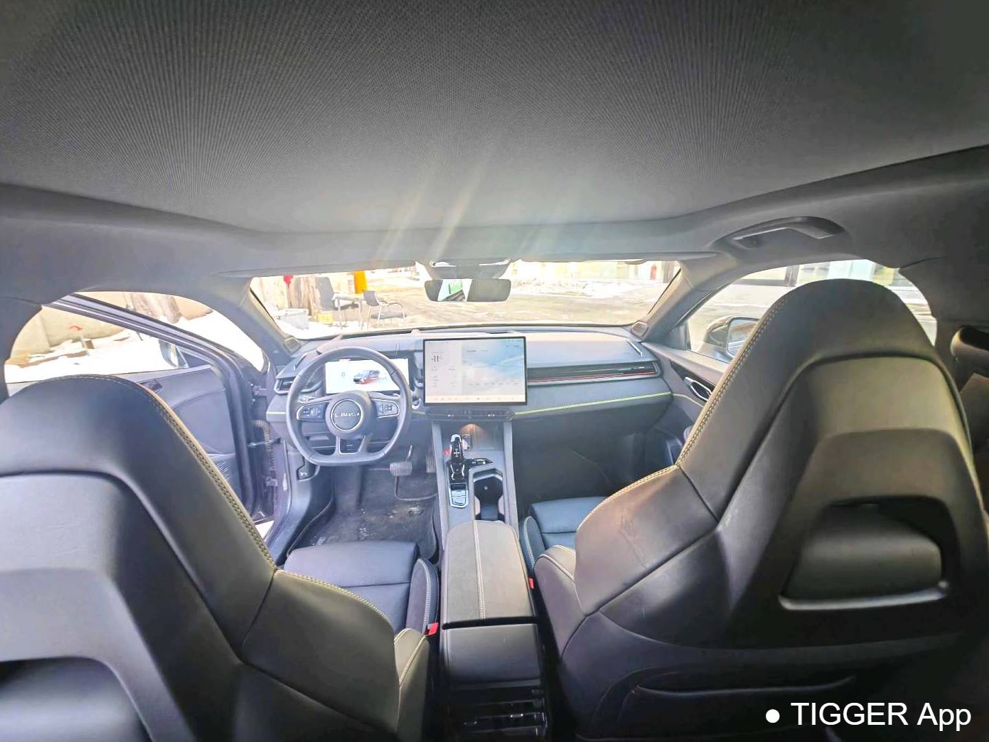 LYNK&CO 2025 LYNK&CO 03 1.5TD Champion Pro Automatic Transmission