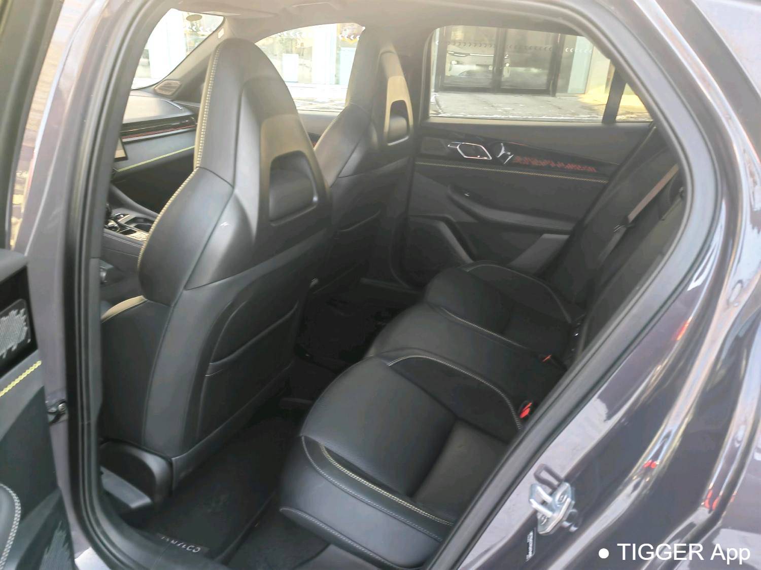 LYNK&CO 2025 LYNK&CO 03 1.5TD Champion Pro Automatic Transmission