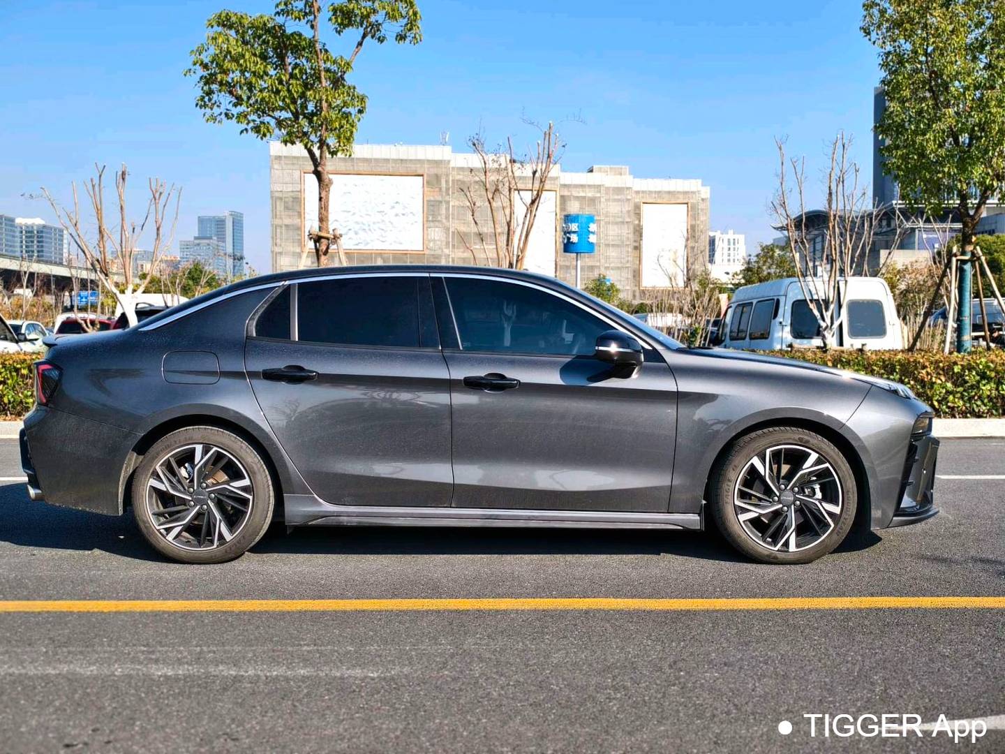 LYNK&CO 2023 LYNK&CO 03 1.5TD Power Pro Automatic Transmission