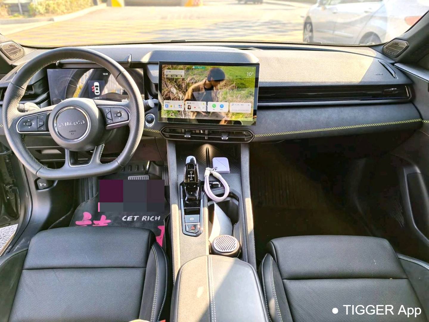 LYNK&CO 2023 LYNK&CO 03 1.5TD Power Pro Automatic Transmission