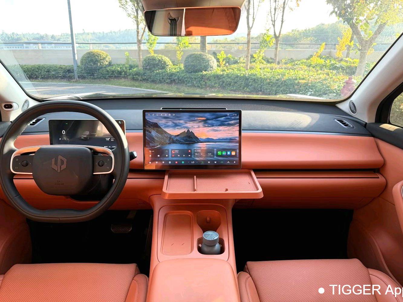 LEAP 2024 C16 200 Premium Edition Automatic Transmission