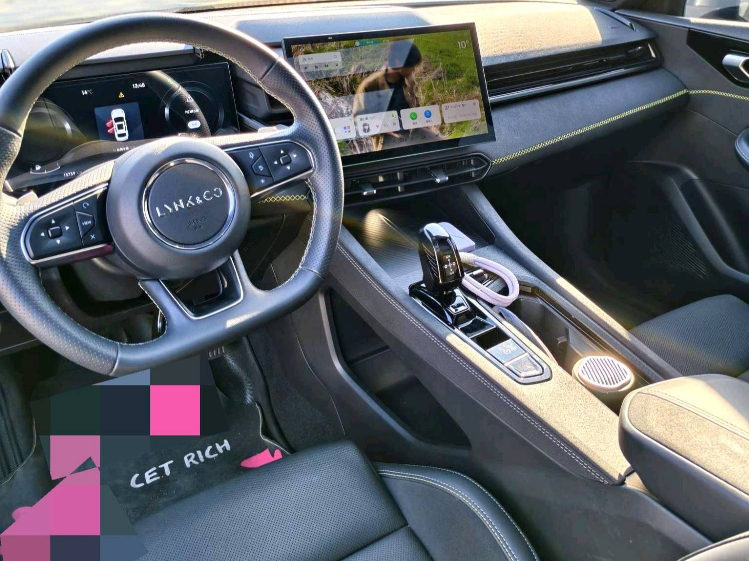 LYNK&CO 2023 LYNK&CO 03 1.5TD Power Pro Automatic Transmission