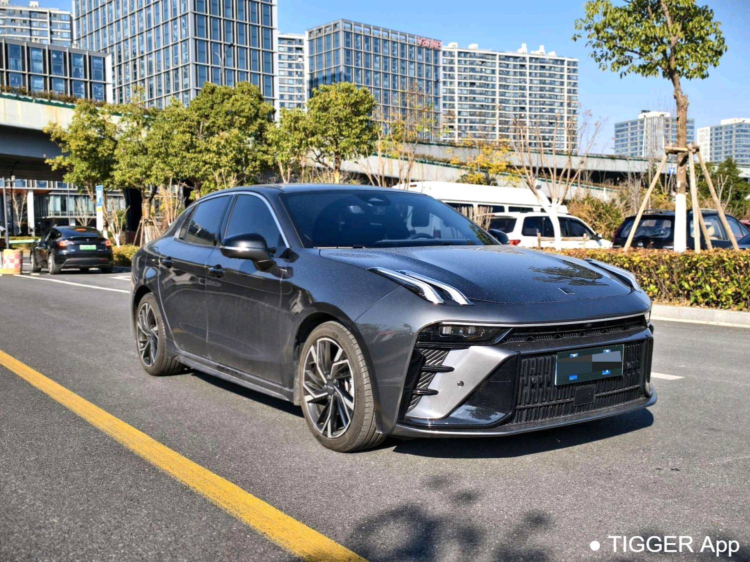 LYNK&CO 2023 LYNK&CO 03 1.5TD Power Pro Automatic Transmission