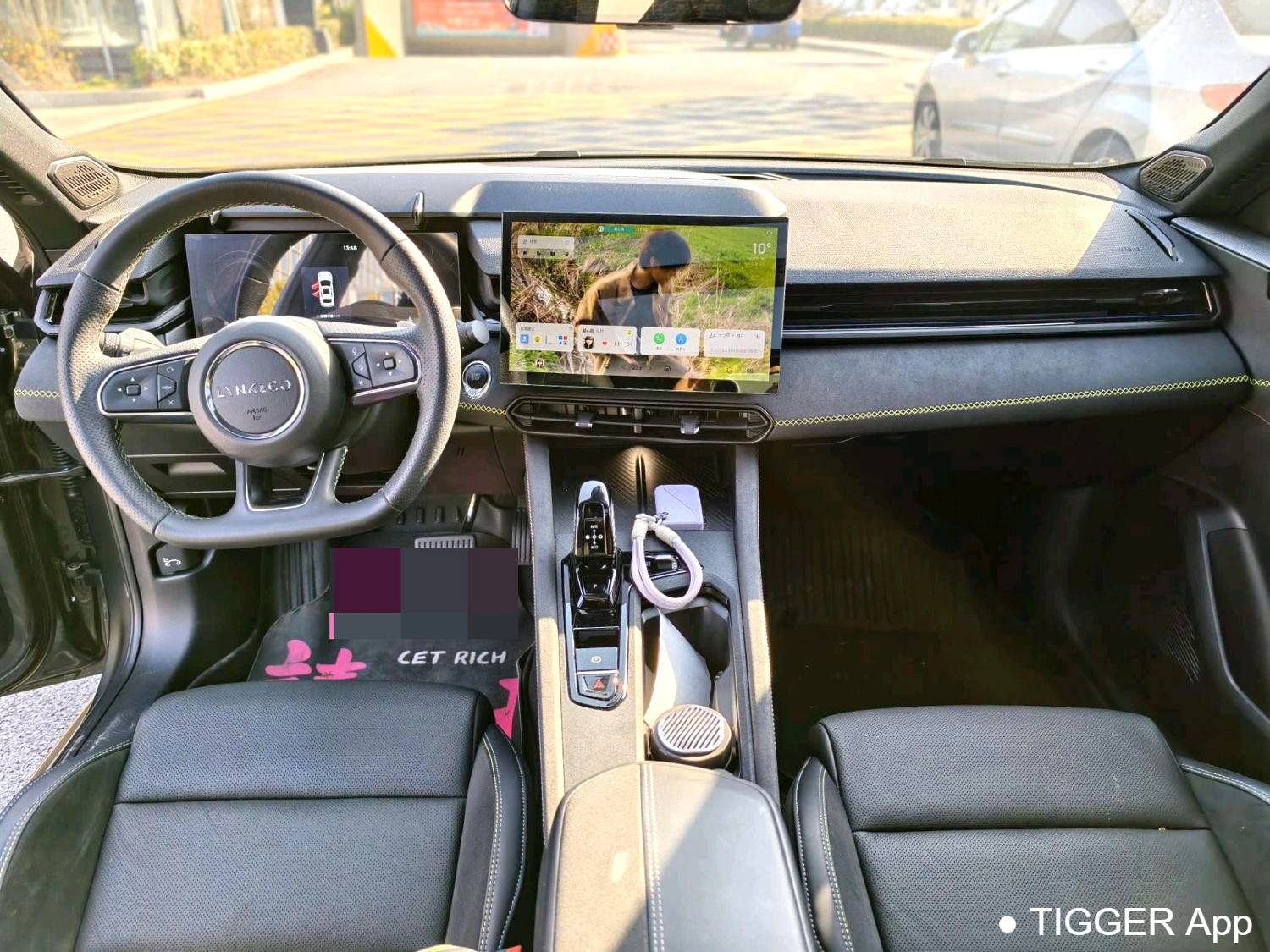 LYNK&CO 2023 LYNK&CO 03 1.5TD Power Pro Automatic Transmission