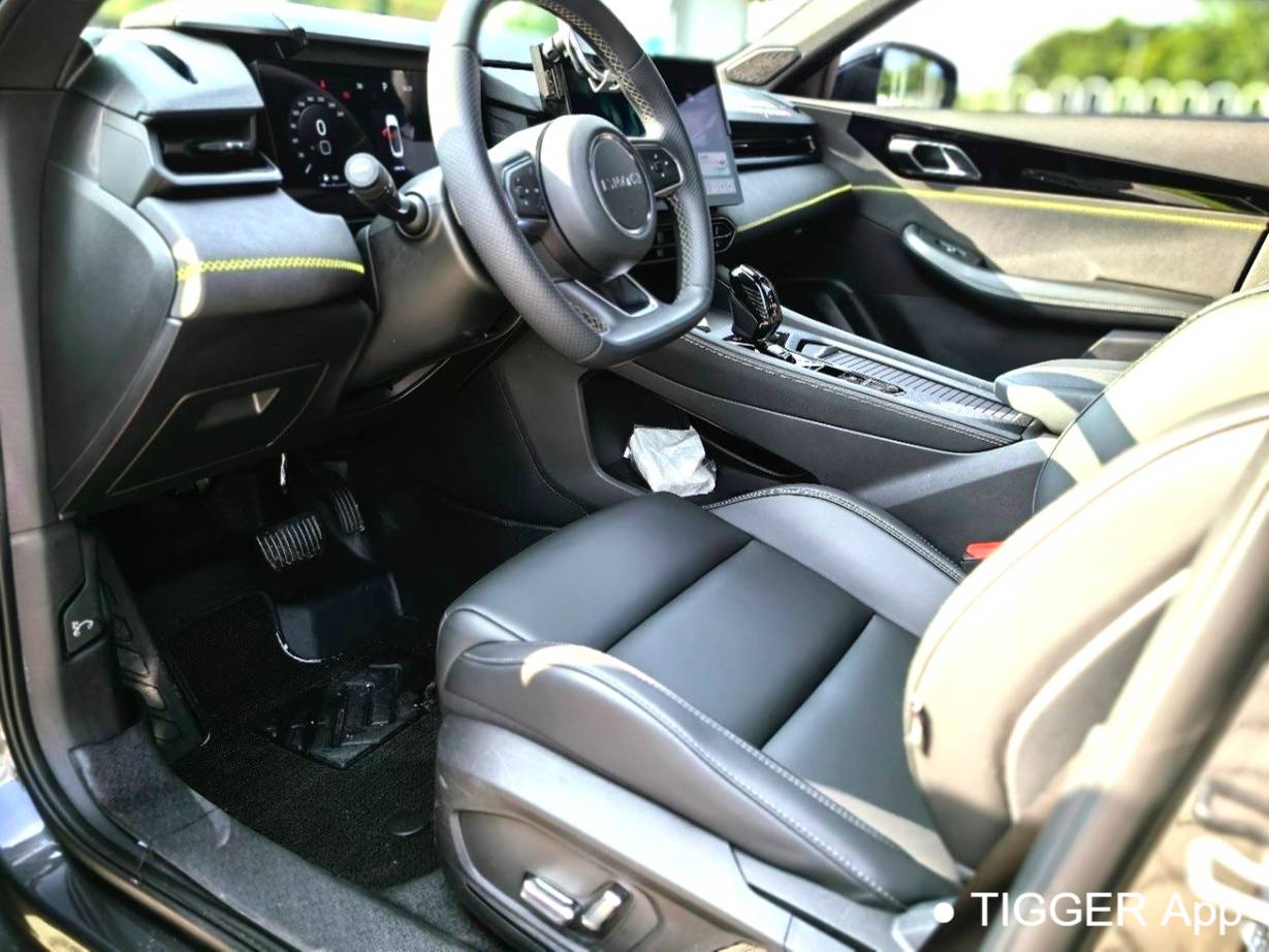 LYNK&CO 2023 LYNK&CO 03 1.5TD Power Plus Automatic Transmission