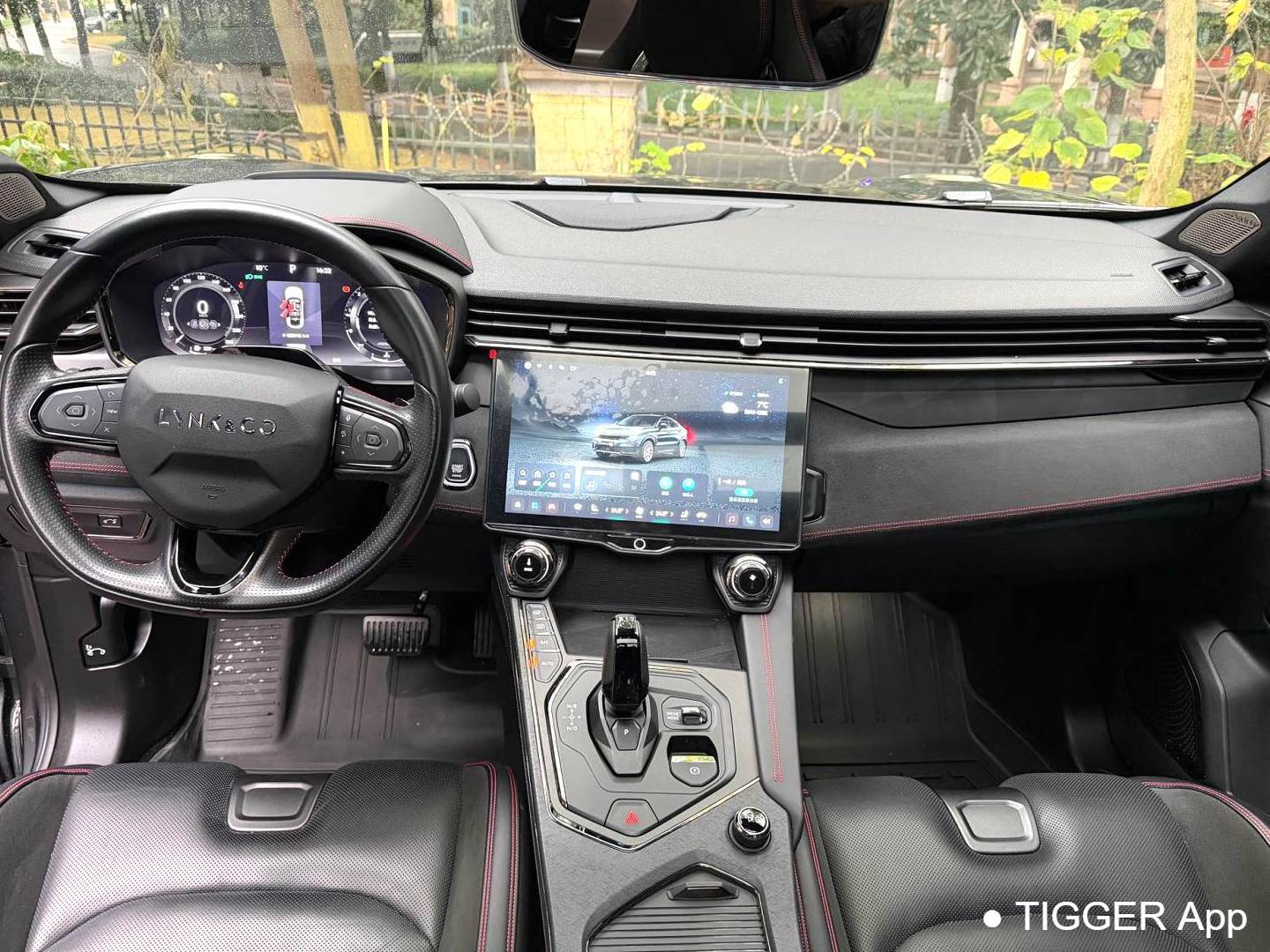 LYNK&CO 2023 LYNK&CO 05 2.0TD four-wheel drive powerful Halo automatic transmission