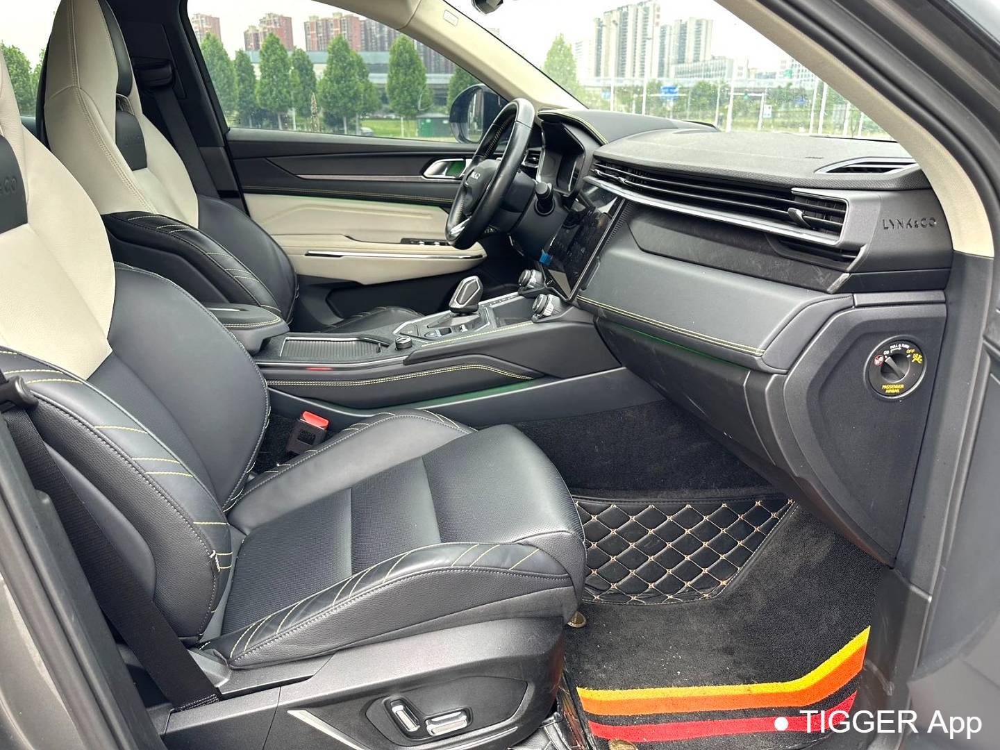 LYNK&CO 2023 LYNK&CO 05 2.0TD 2WD Yao Halo Automatic Transmission