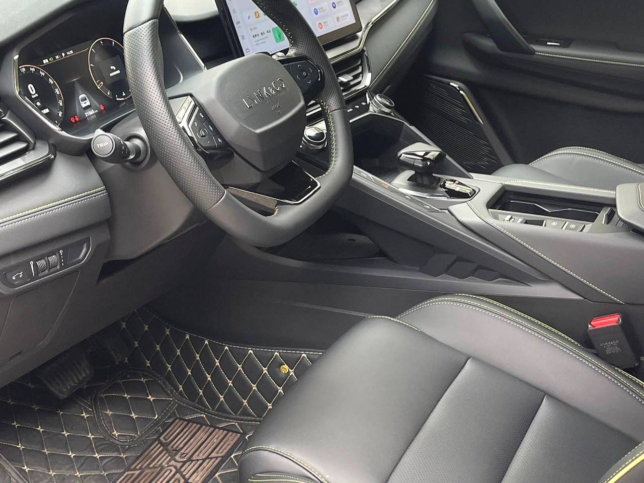 LYNK&CO 2023 LYNK&CO 06 1.5T Remix Power Halo Automatic Transmission