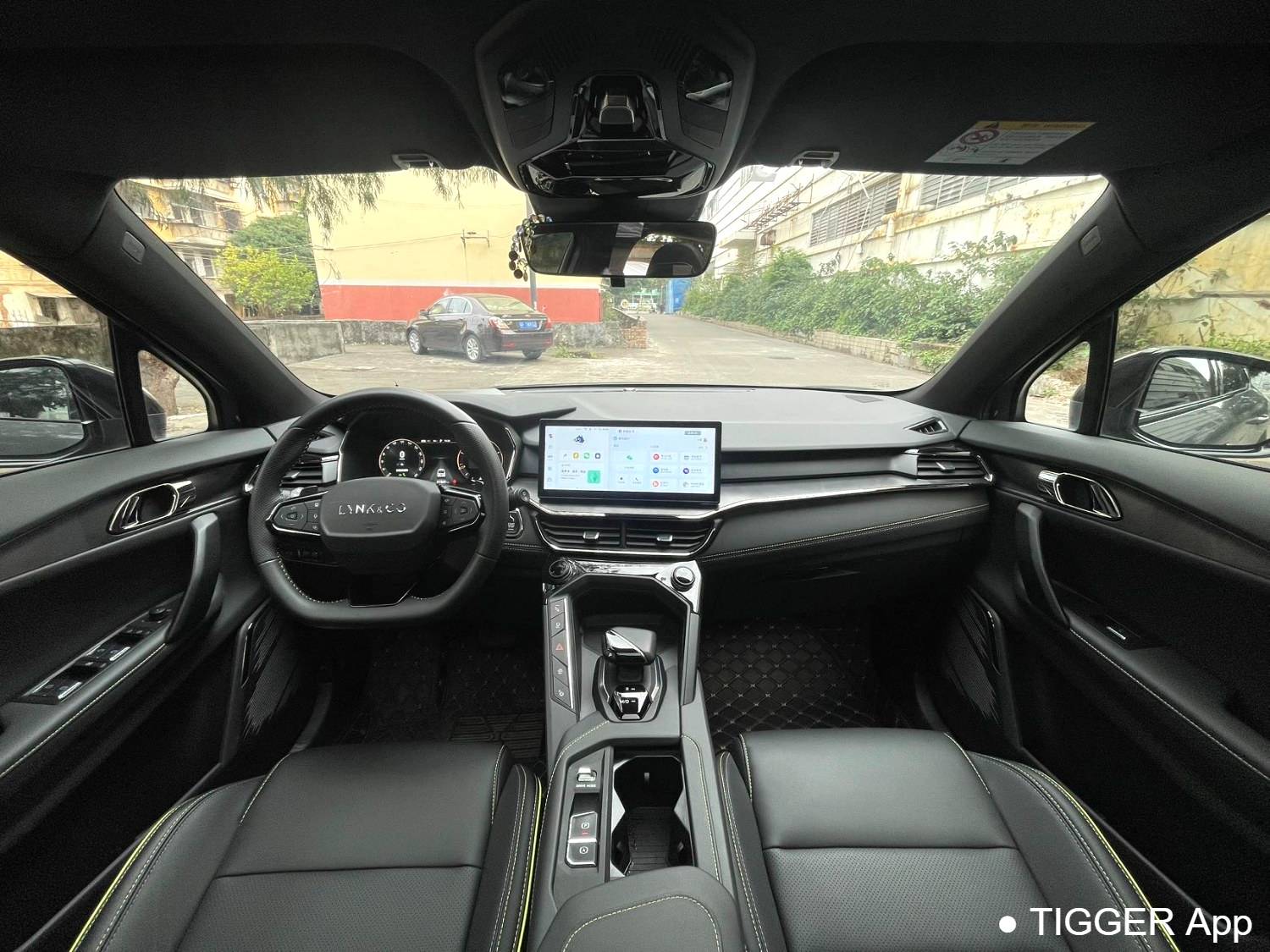 LYNK&CO 2023 LYNK&CO 06 1.5T Remix Power Halo Automatic Transmission