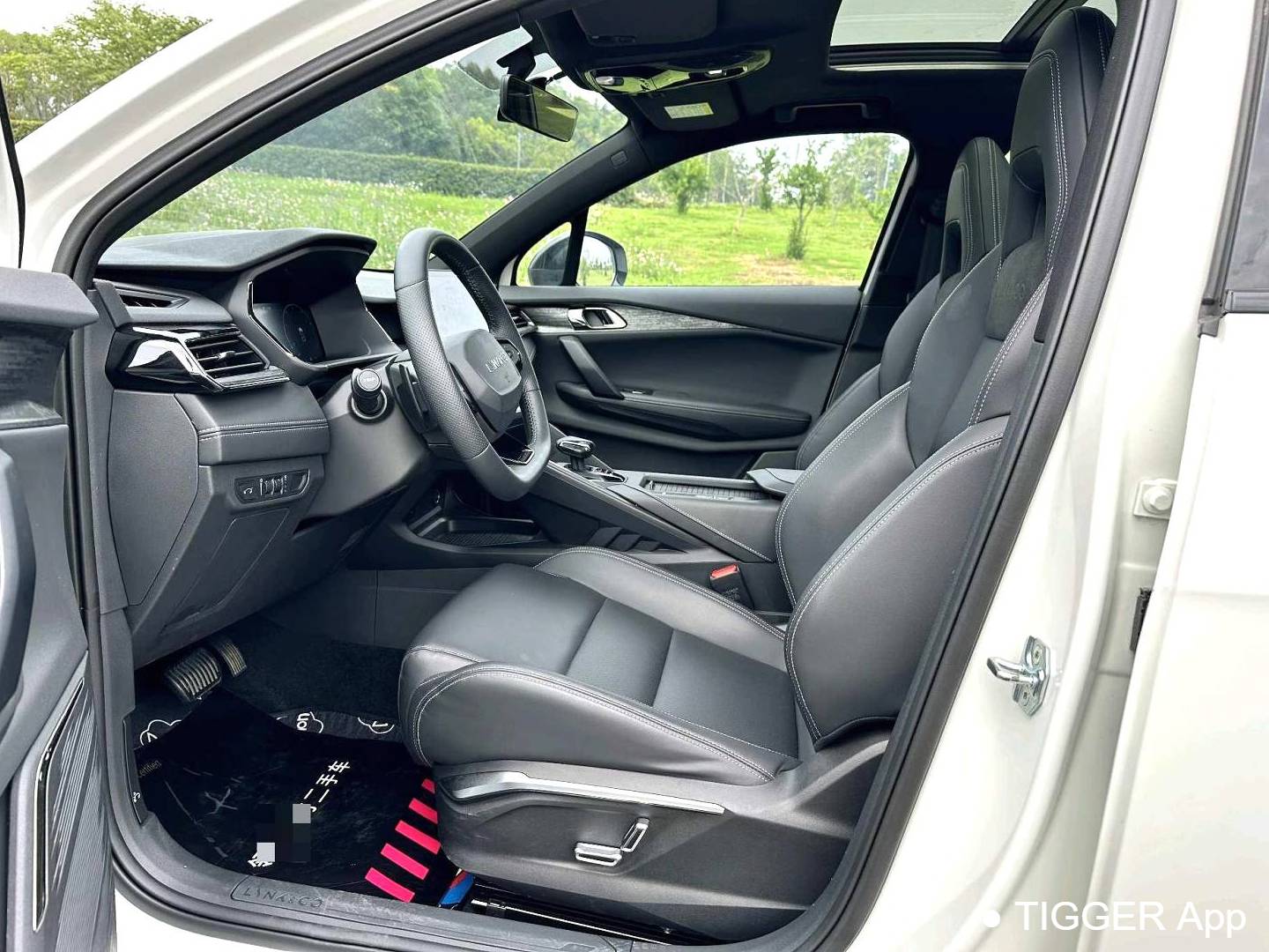 LYNK&CO 2023 LYNK&CO 06 1.5T Remix Pro Automatic Transmission