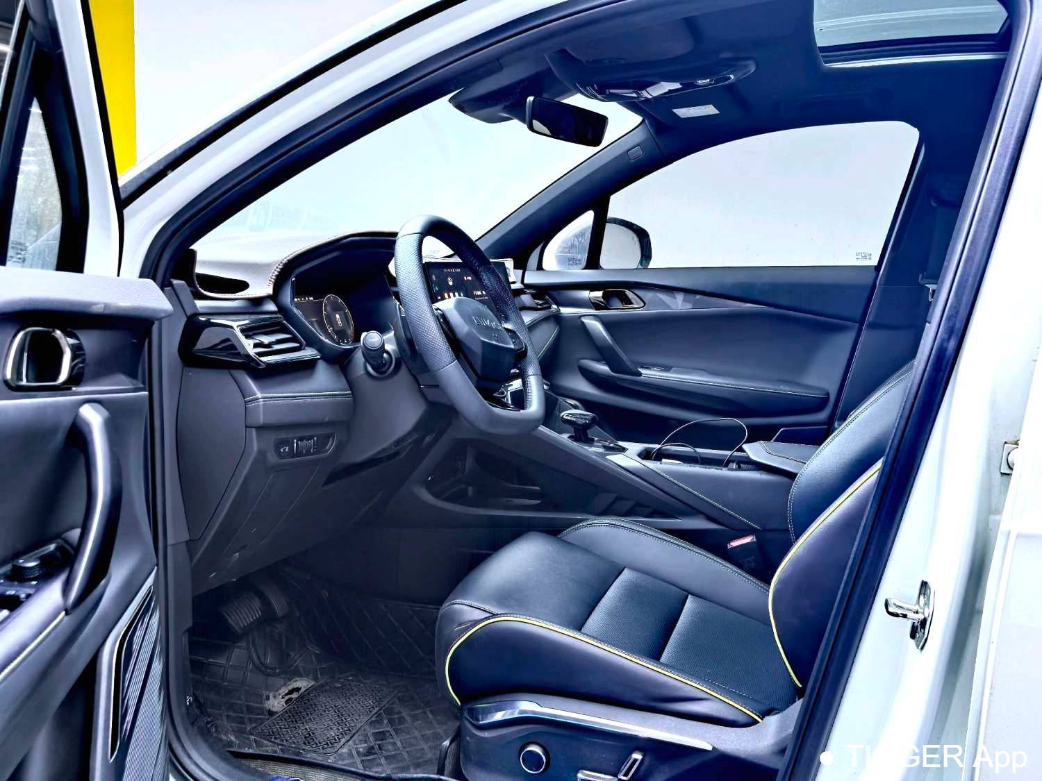 LYNK&CO  2023 LYNK&CO  06 1.5T Remix Pro Automatic Transmission