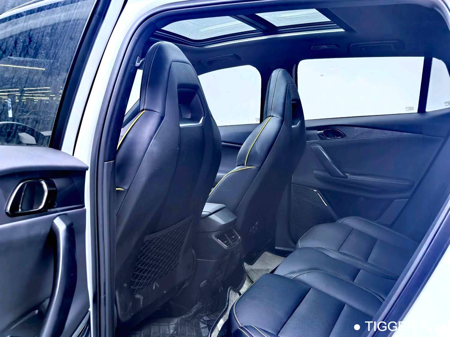 LYNK&CO  2023 LYNK&CO  06 1.5T Remix Pro Automatic Transmission