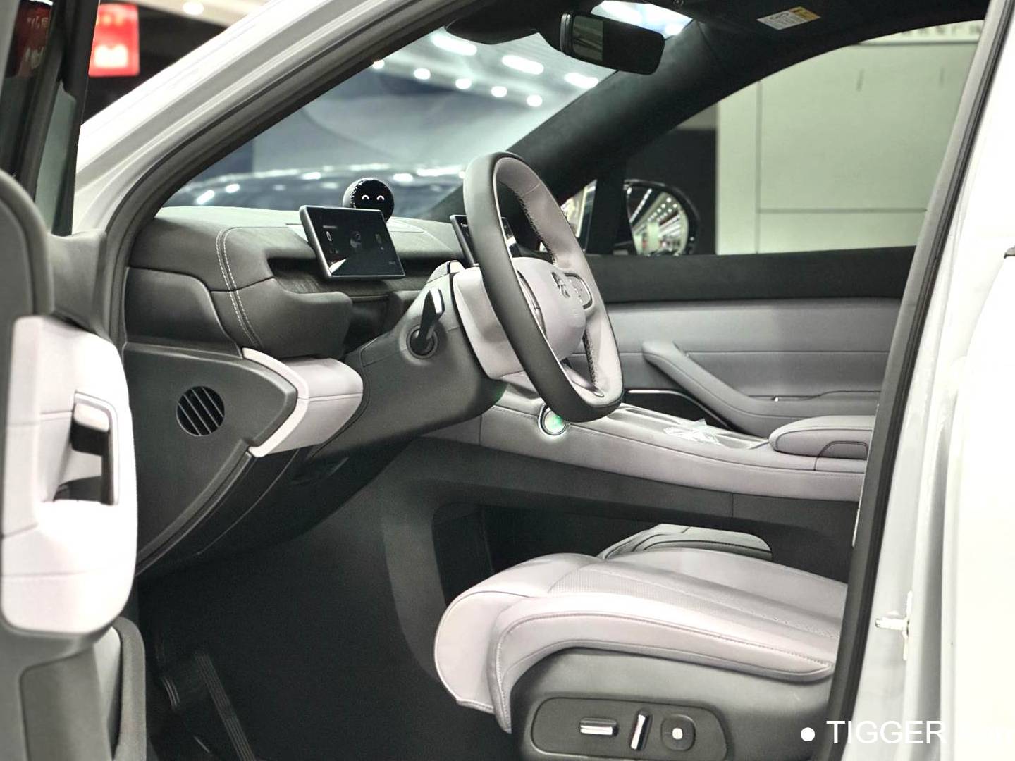 NIO 2023 EC6 75kWh Automatic Transmission