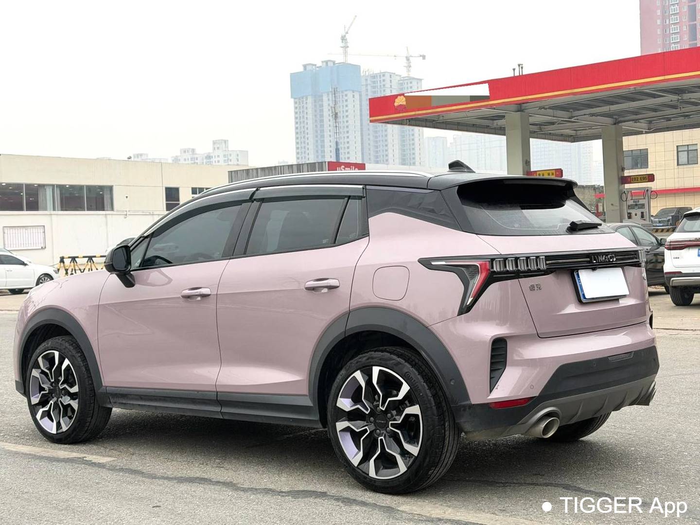 LYNK&CO 2022 LYNK&CO 06 1.5TD Shero Pink Special Edition Automatic Transmission