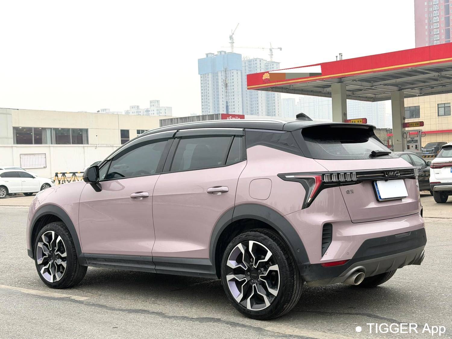 LYNK&CO 2022 LYNK&CO 06 1.5TD Shero Pink Special Edition Automatic Transmission