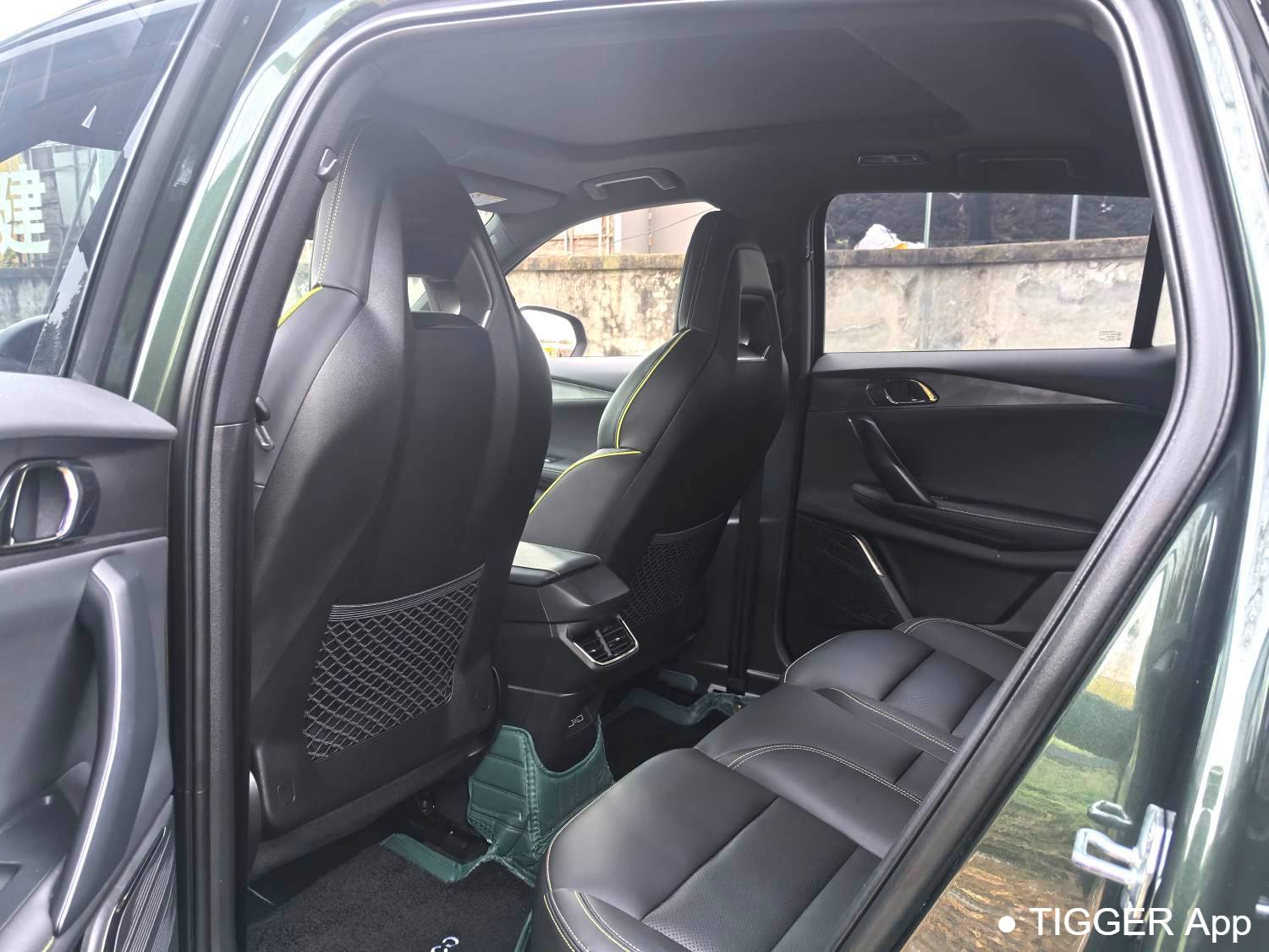 LYNK&CO 06 New Energy 2023 LYNK&CO 06 PHEV 1.5T Remix Pro Automatic Transmission