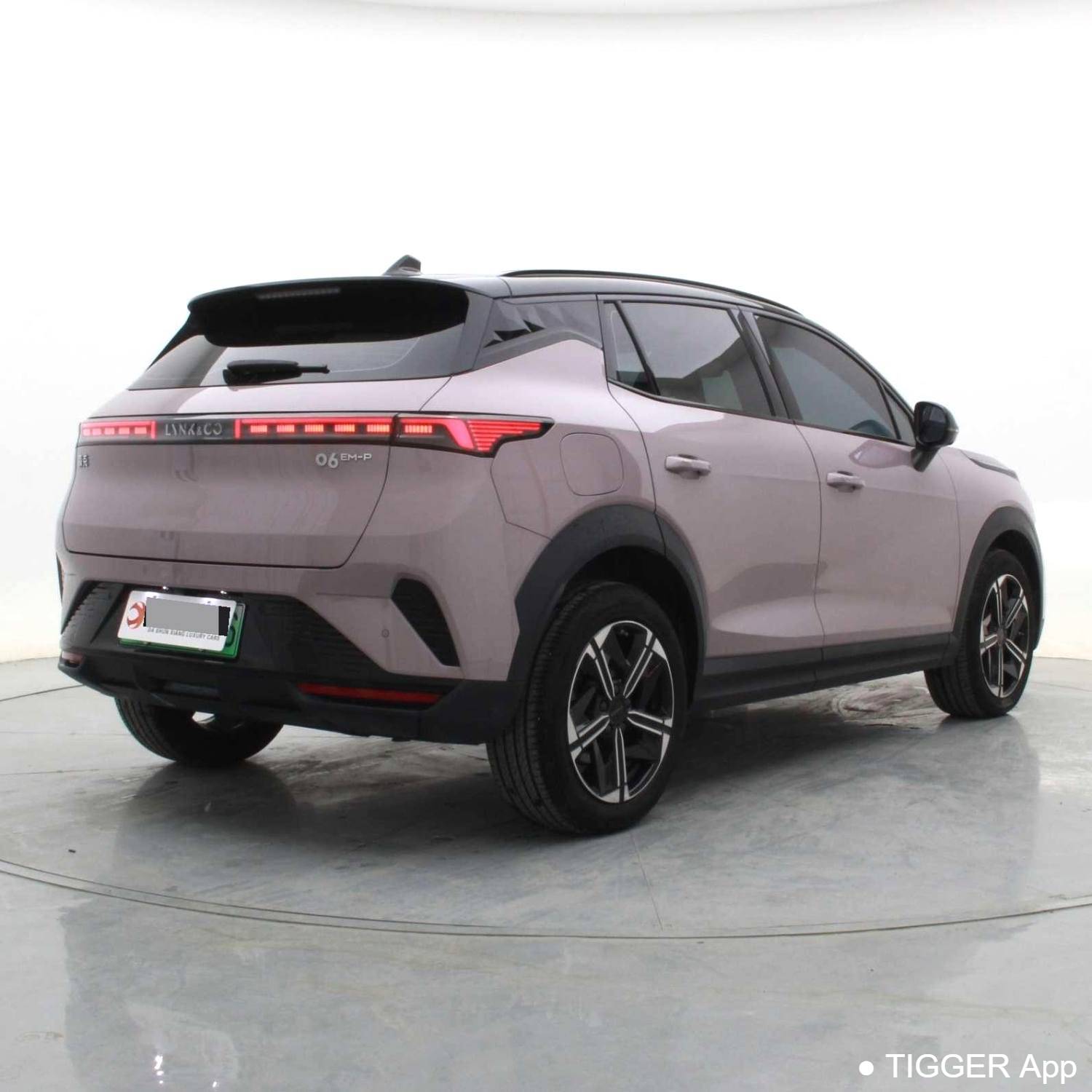 LYNK&CO  2023 LYNK&CO  06 EM-P 1.5 126 Long Range Halo Automatic Transmission