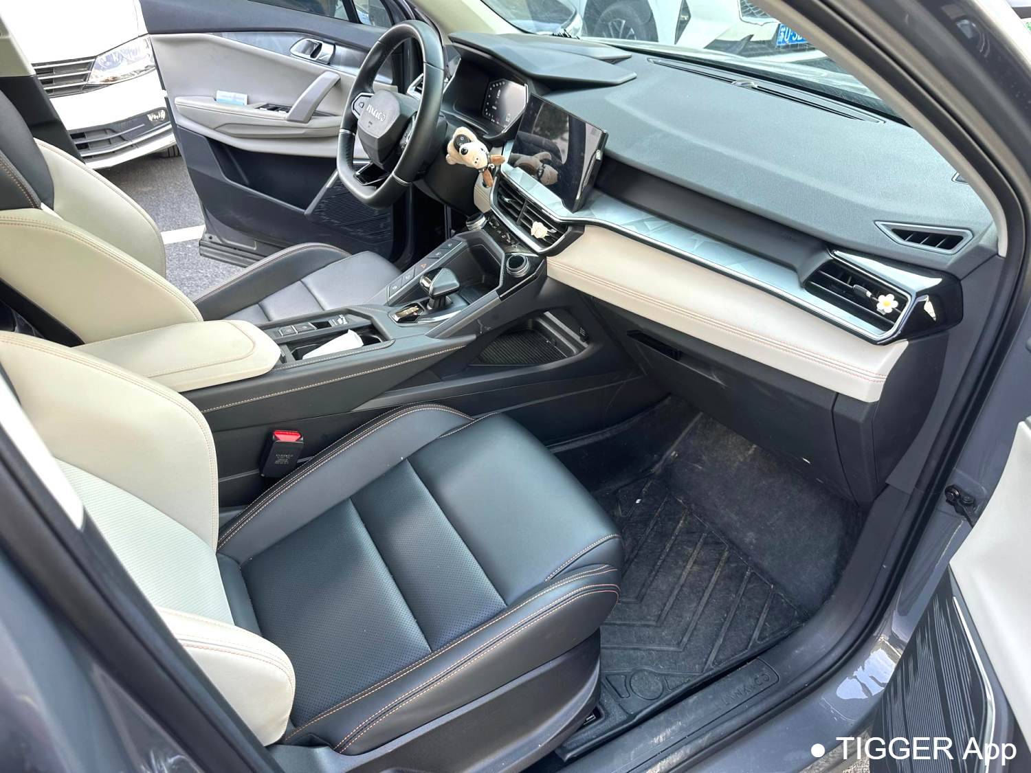 LYNK&CO 06 New Energy 2022 LYNK&CO 06 PHEV 1.5TD 84KM Range Edition Pro Automatic Transmission