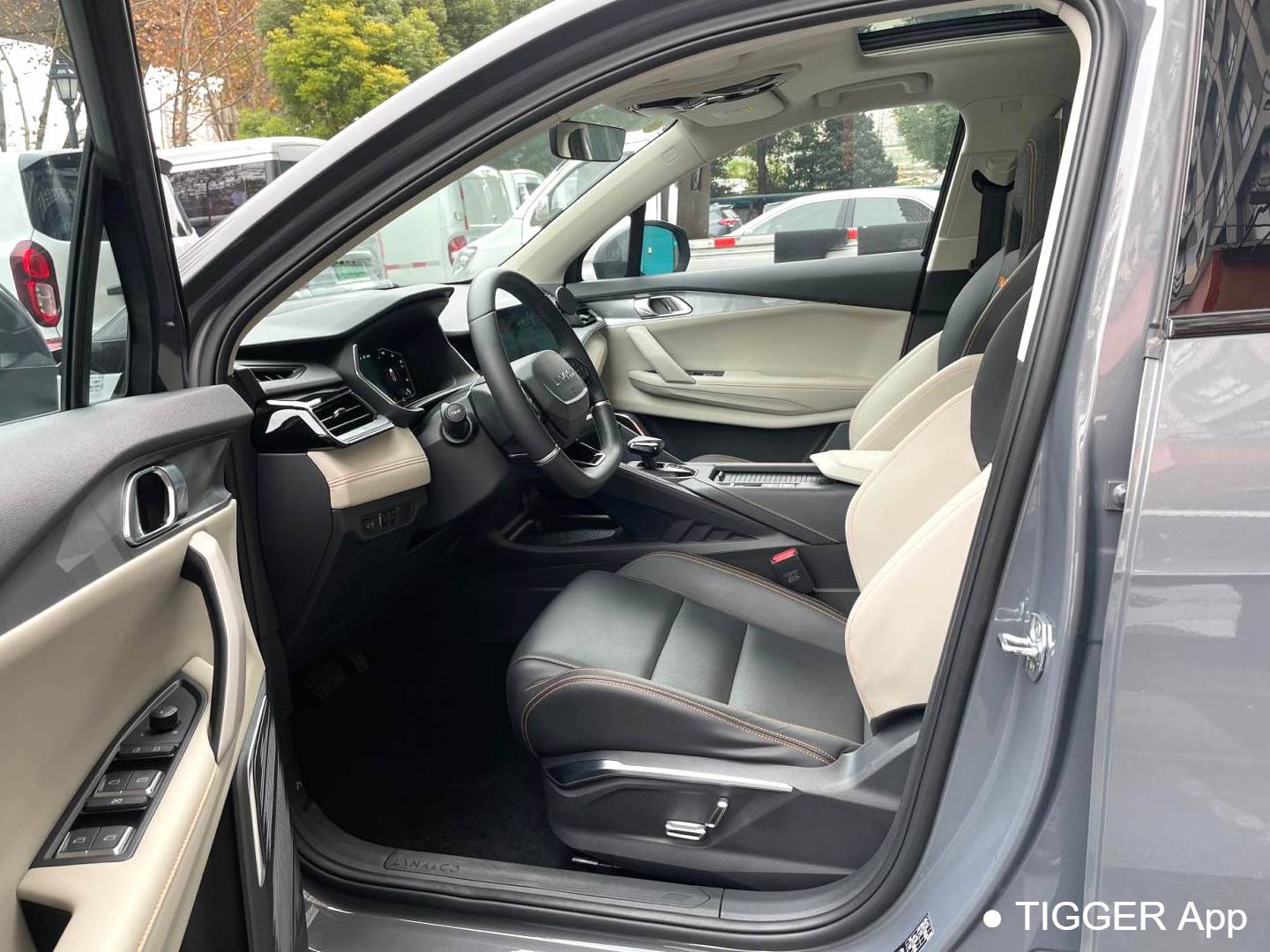 LYNK&CO 06 New Energy 2022 LYNK&CO 06 PHEV 1.5TD 84KM Range Edition Pro Automatic Transmission