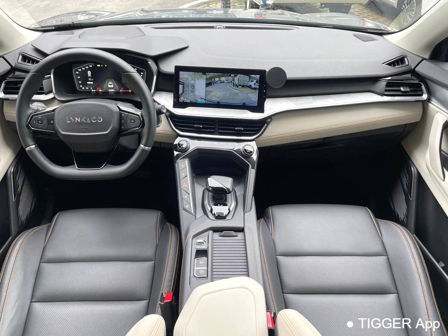 LYNK&CO 06 New Energy 2022 LYNK&CO 06 PHEV 1.5TD 84KM Range Edition Pro Automatic Transmission