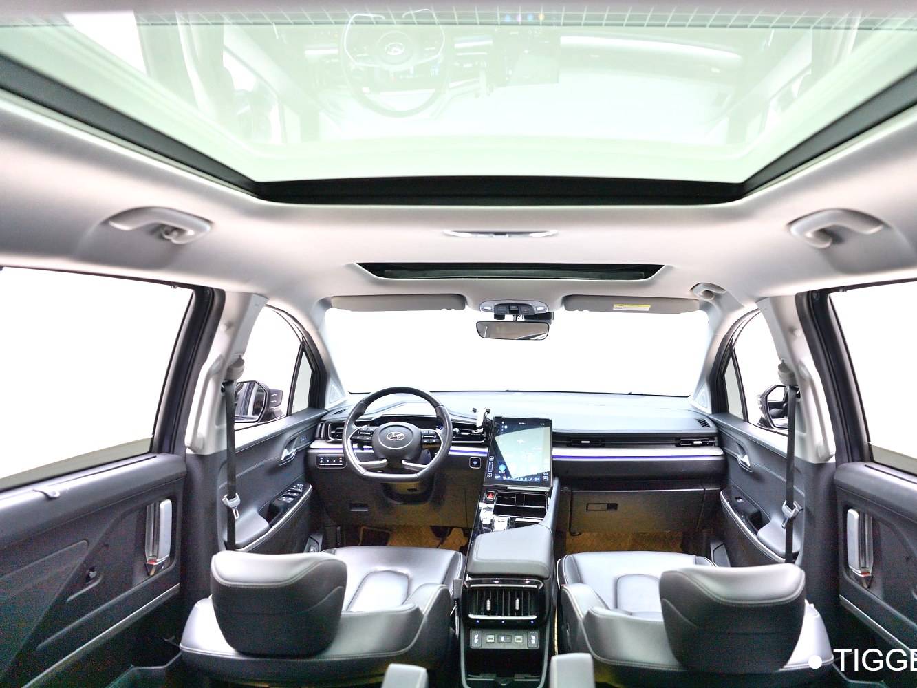 HYUNDAI 2021 Custo 2.0TGDi 380TGDi TOP Premium Intelligent Love Flagship Edition Automatic Transmission