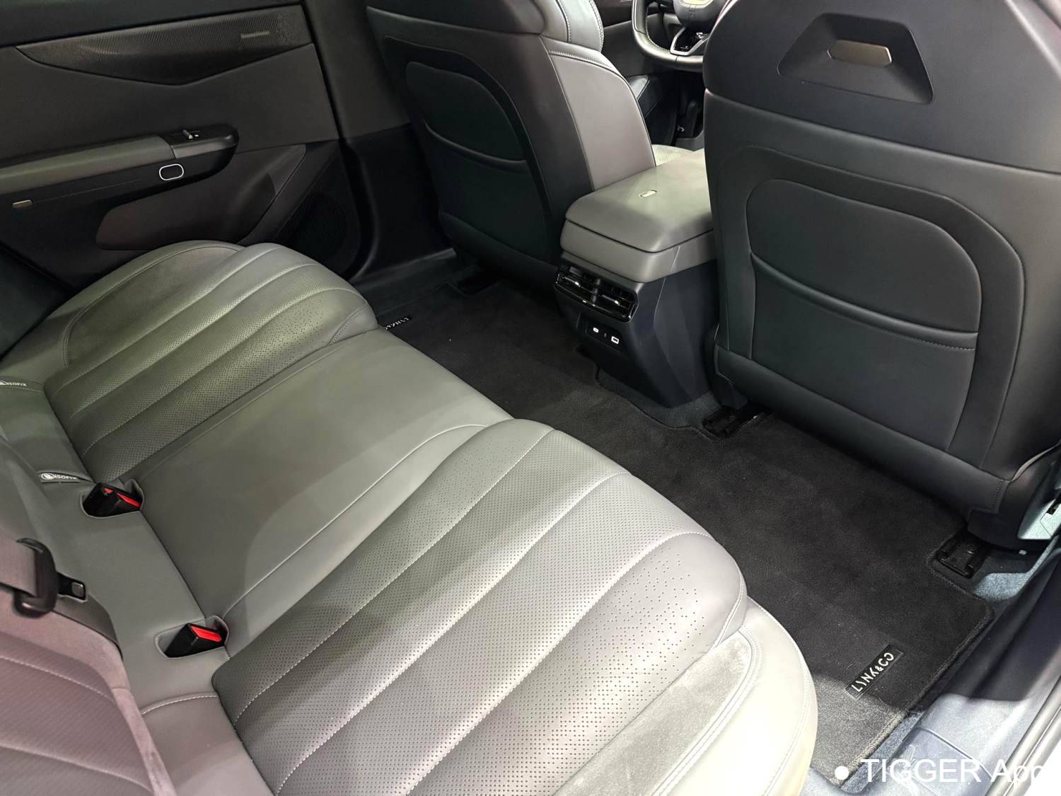 LYNK&CO 2024 LYNK&CO 07 EM-P 1.5T 126 Long Range Ultra Automatic Transmission