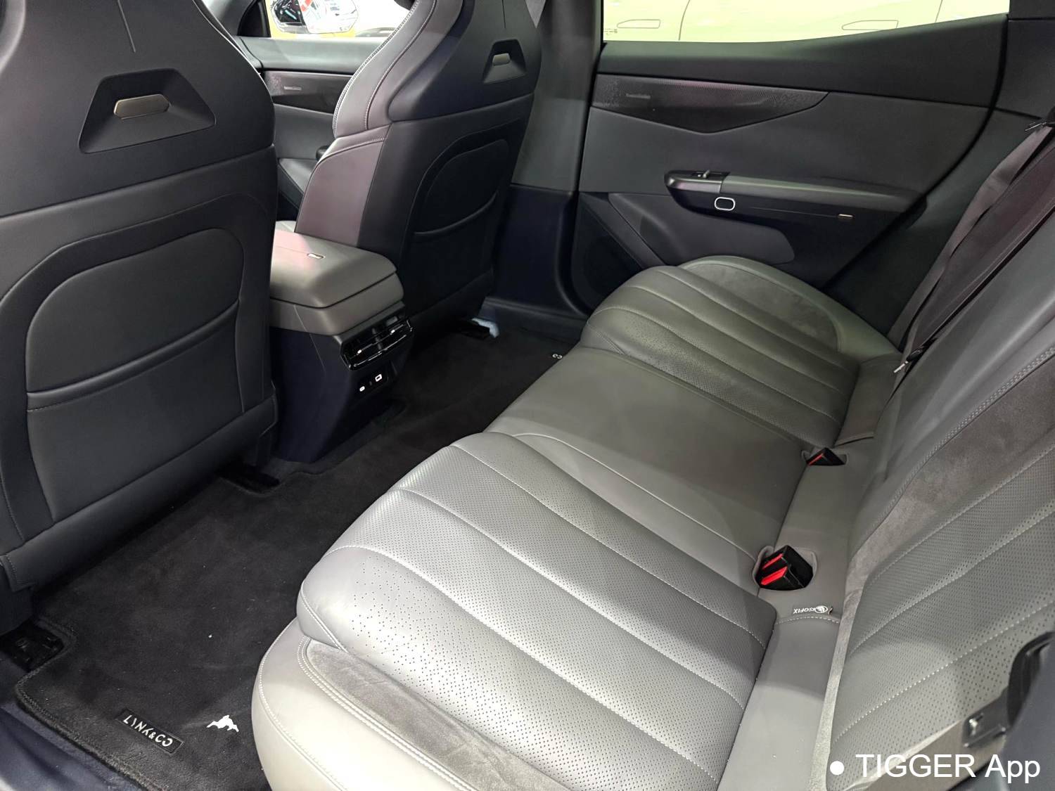 LYNK&CO 2024 LYNK&CO 07 EM-P 1.5T 126 Long Range Ultra Automatic Transmission