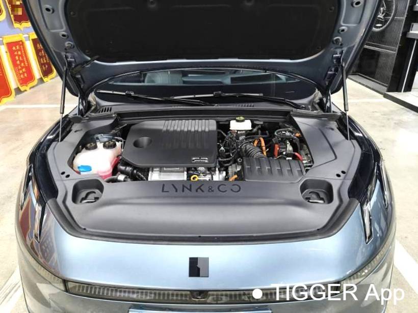 LYNK&CO  2024 LYNK&CO  07 EM-P 1.5T 126 Long Range Ultra Automatic Transmission