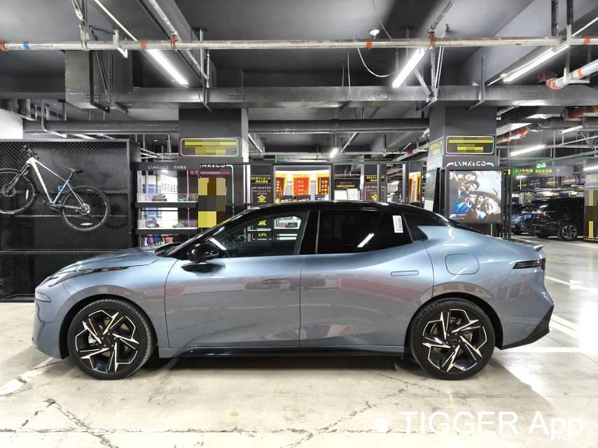 LYNK&CO  2024 LYNK&CO  07 EM-P 1.5T 126 Long Range Ultra Automatic Transmission