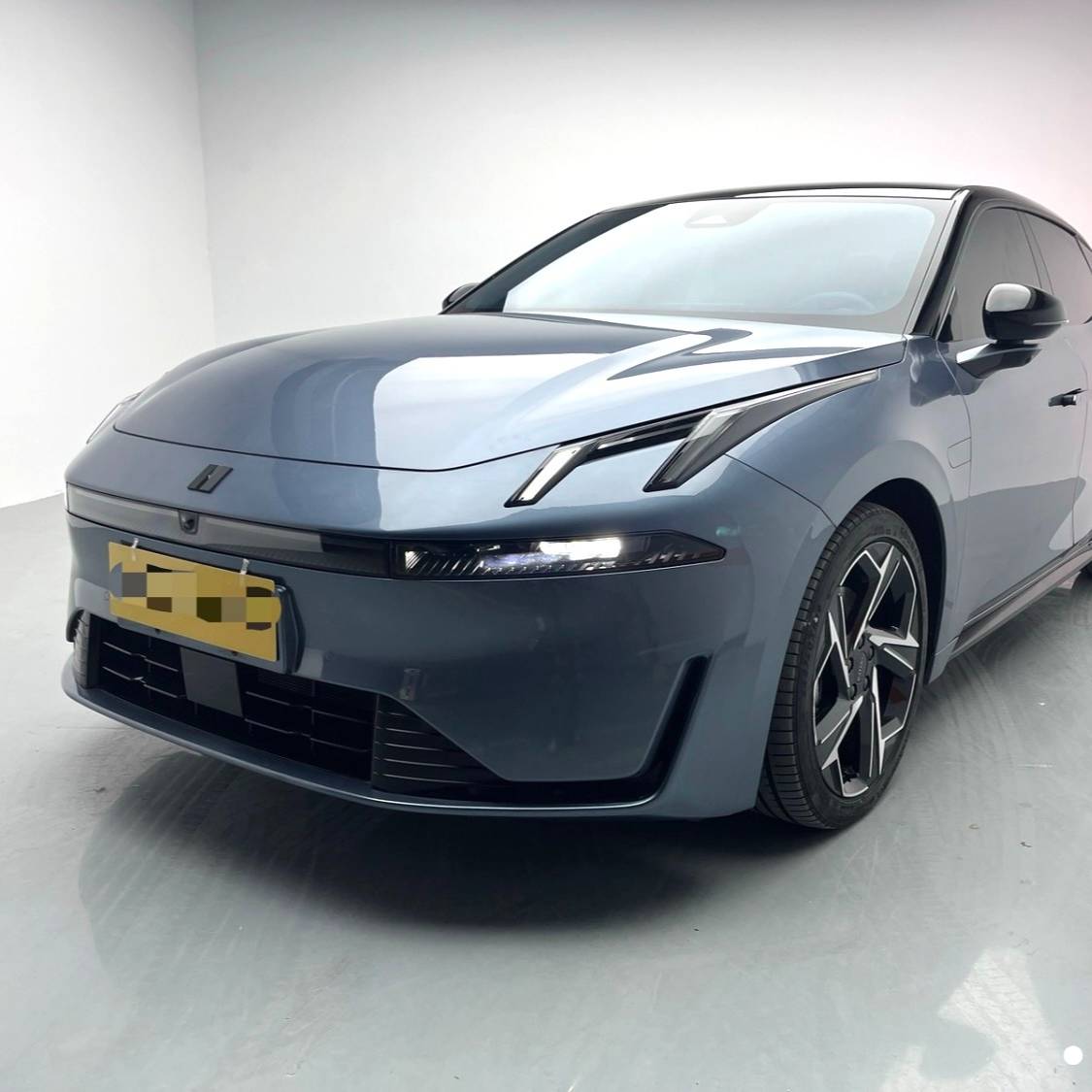 LYNK&CO  2024 LYNK&CO  07 EM-P 1.5T 126 Long Range Halo Automatic Transmission Used Car