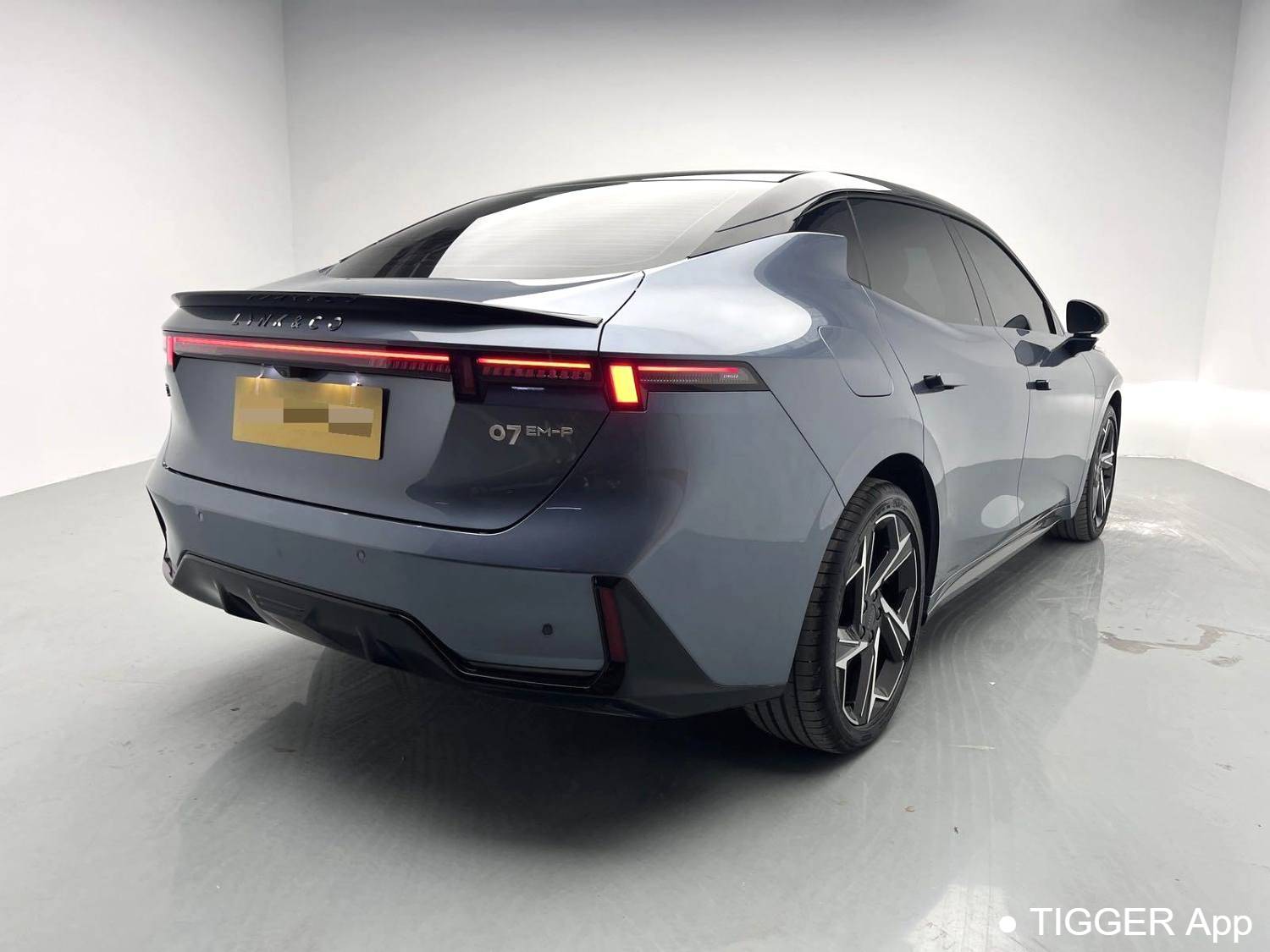 LYNK&CO  2024 LYNK&CO  07 EM-P 1.5T 126 Long Range Halo Automatic Transmission