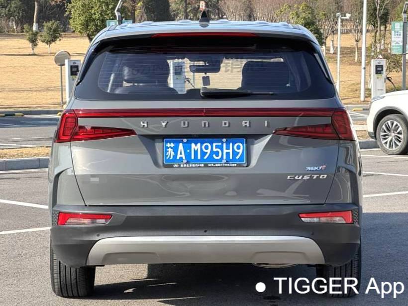 HYUNDAI 2021 Custo 2.0TGDi 380TGDi TOP Premium Intelligent Love Flagship Edition Automatic Transmission